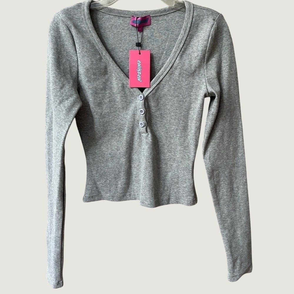 Edikted Ribbed Long Sleeve V Neck Henley Crop Top Womens Small Gray Y2K New